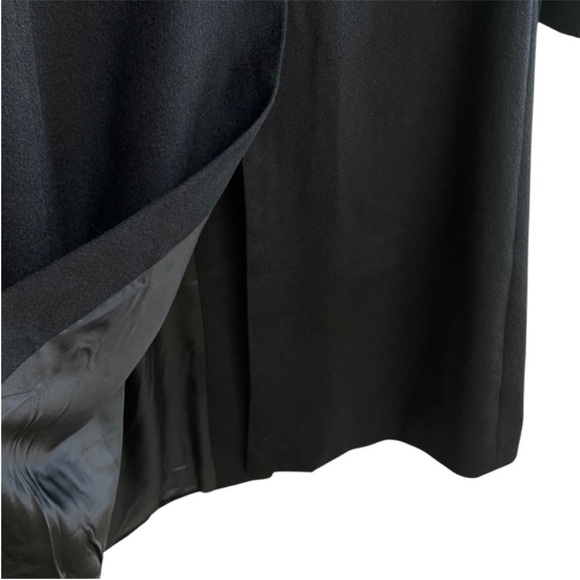 Barney's NY 100% Cashmere Coat 12 - Picture 7 of 8